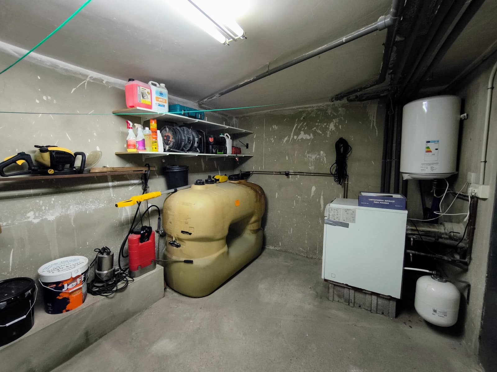 4 soveværelse Villa til salg i Turis med swimmingpool - € 289.000 (Ref: 9647848)