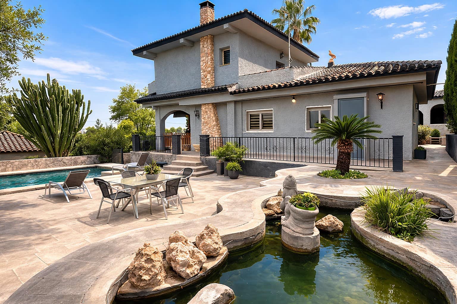 3 soverom Villa til salgs i La Pobla de Vallbona med svømmebasseng - € 415 000 (Ref: 9655758)