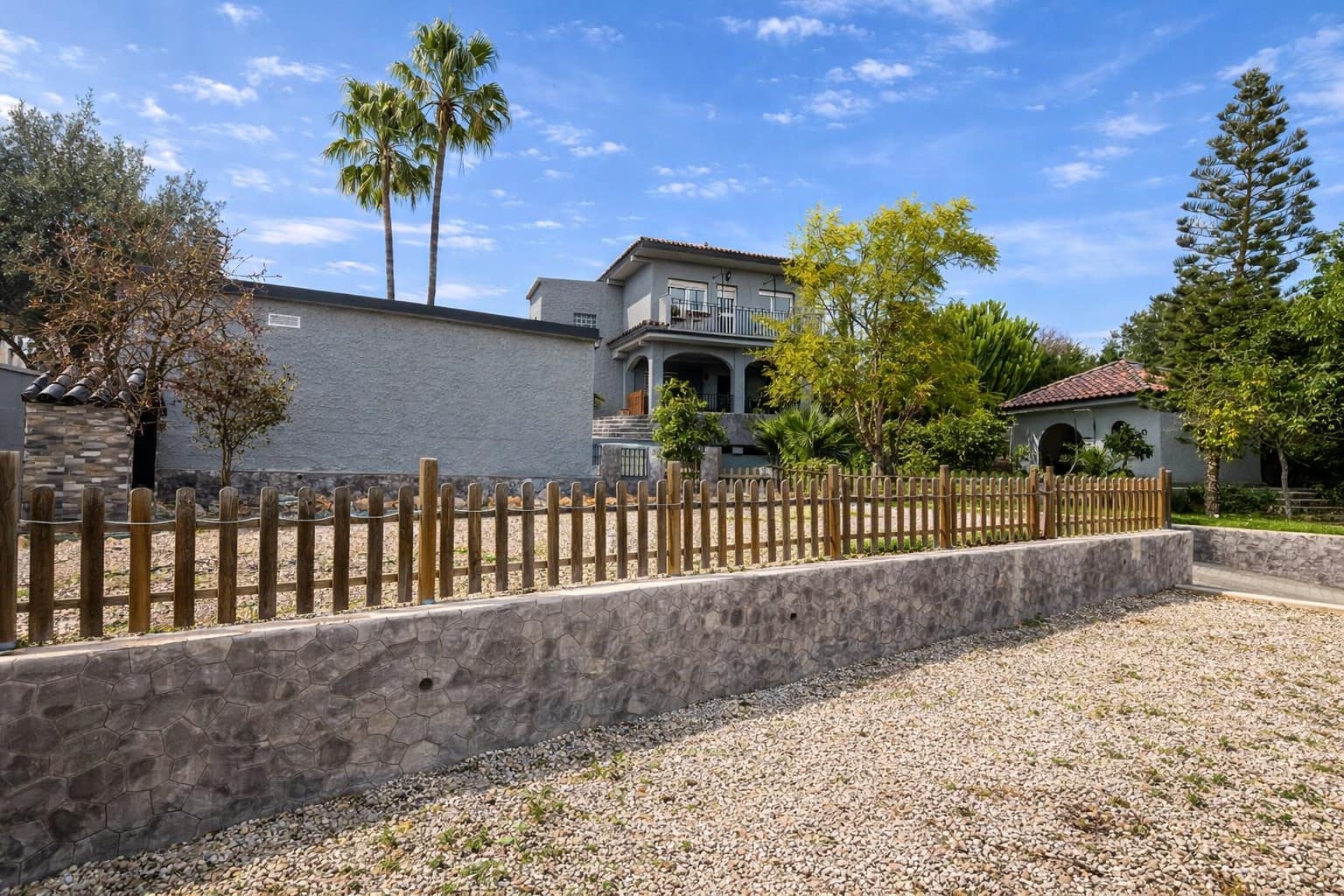 3 soverom Villa til salgs i La Pobla de Vallbona med svømmebasseng - € 415 000 (Ref: 9655758)