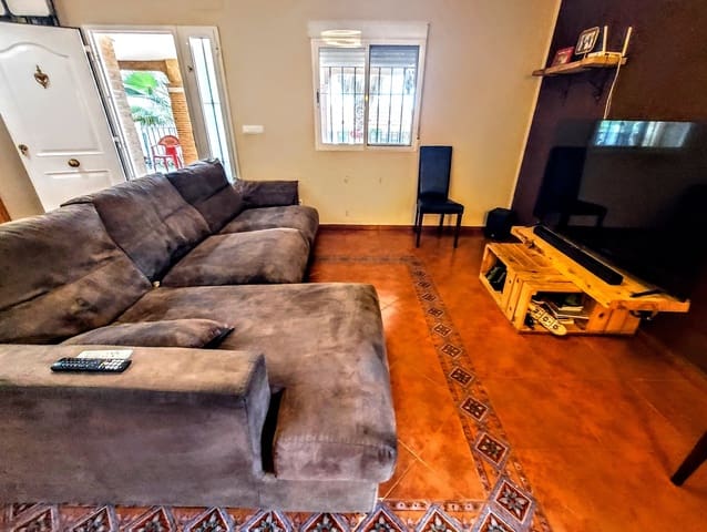 4 slaapkamer Villa te koop in Montserrat met zwembad - € 189.000 (Ref: 9670137)