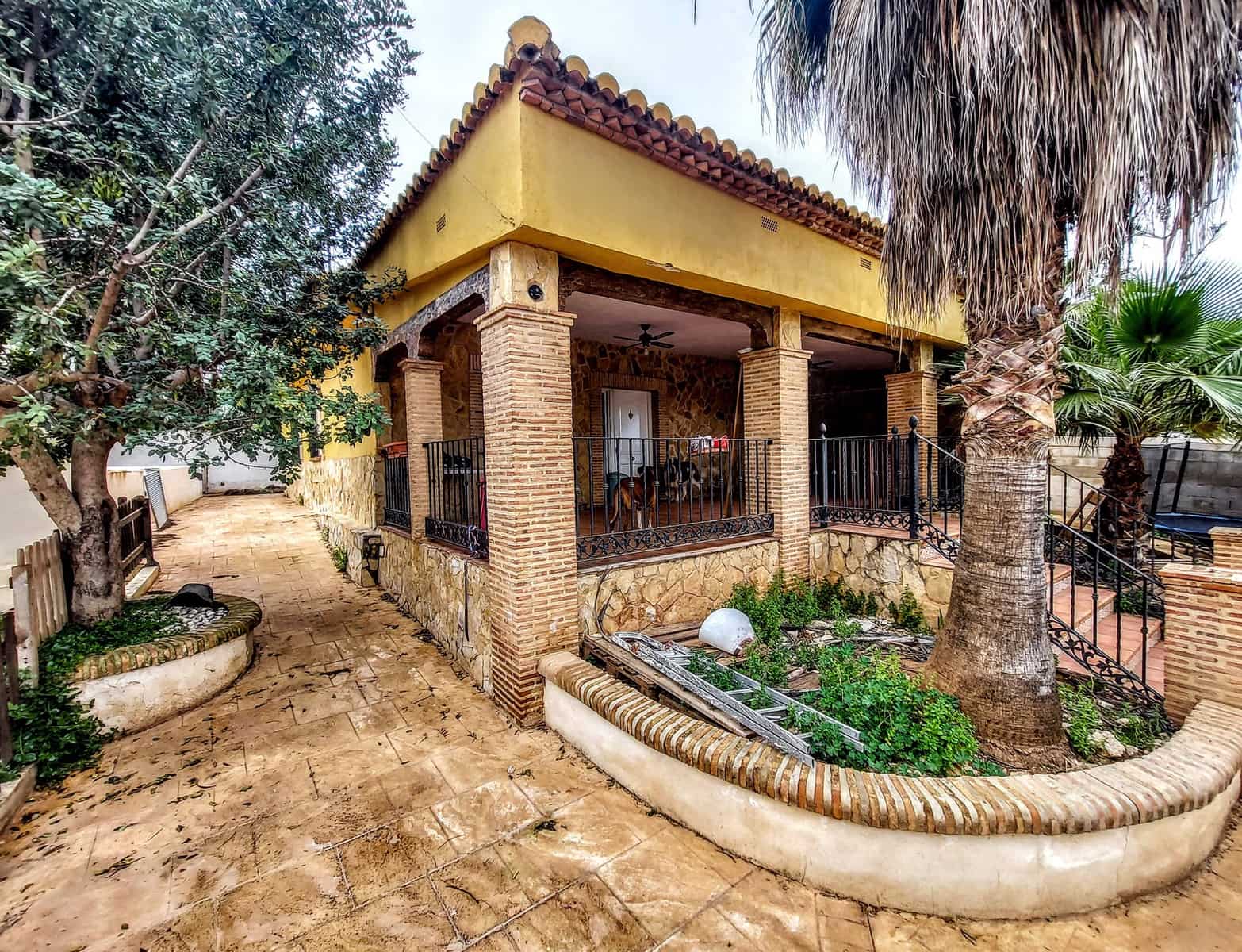 4 slaapkamer Villa te koop in Montserrat met zwembad - € 189.000 (Ref: 9670137)