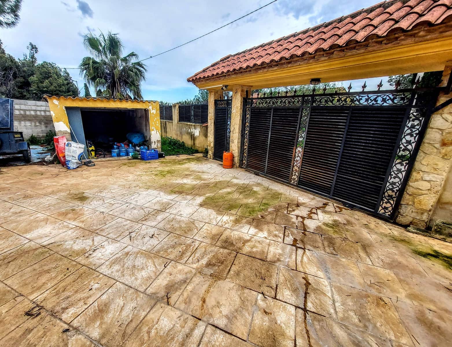 4 slaapkamer Villa te koop in Montserrat met zwembad - € 189.000 (Ref: 9670137)