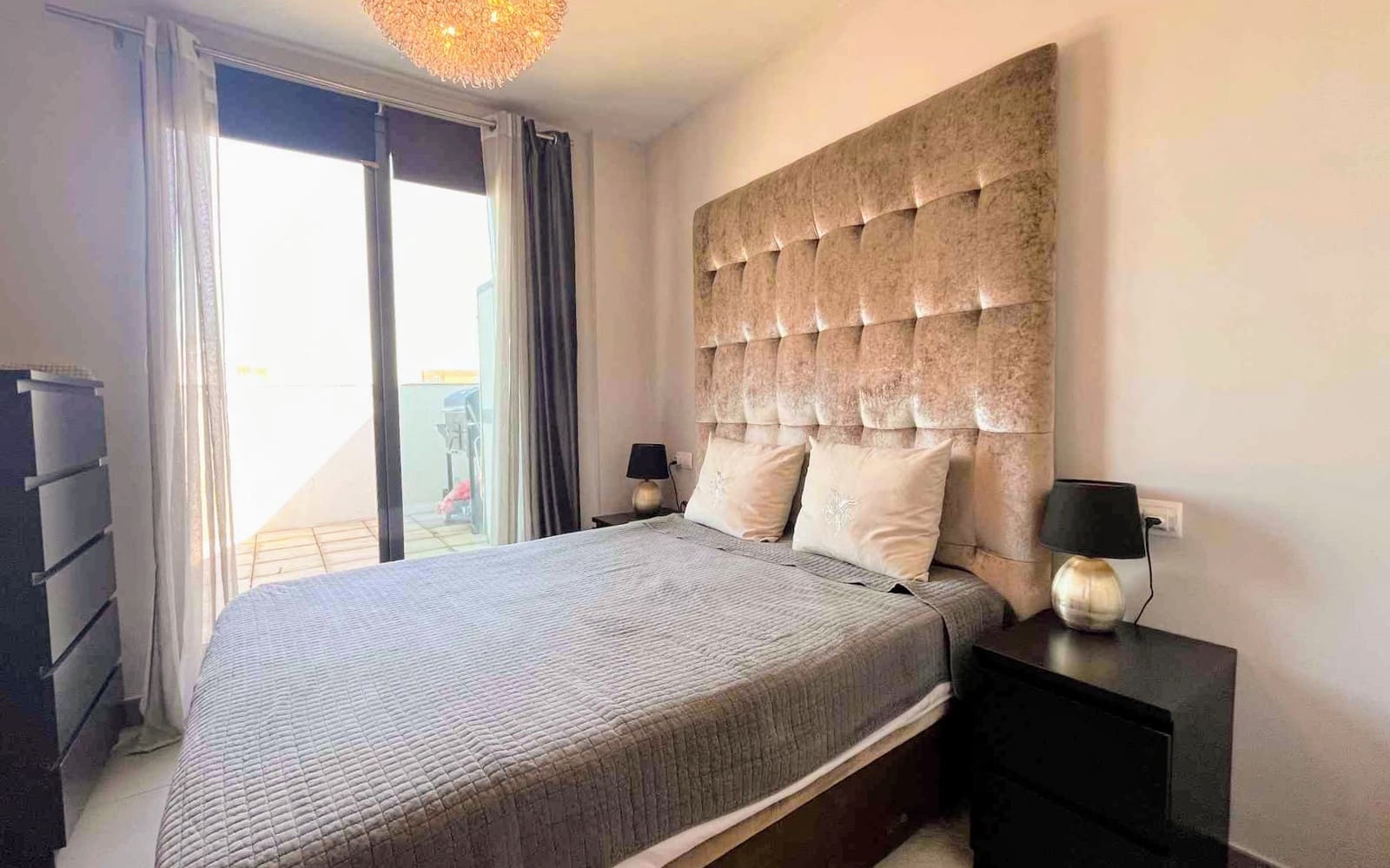 1 Zimmer Apartment zu verkaufen in Paterna - 260.000 € (Ref: 9673923)