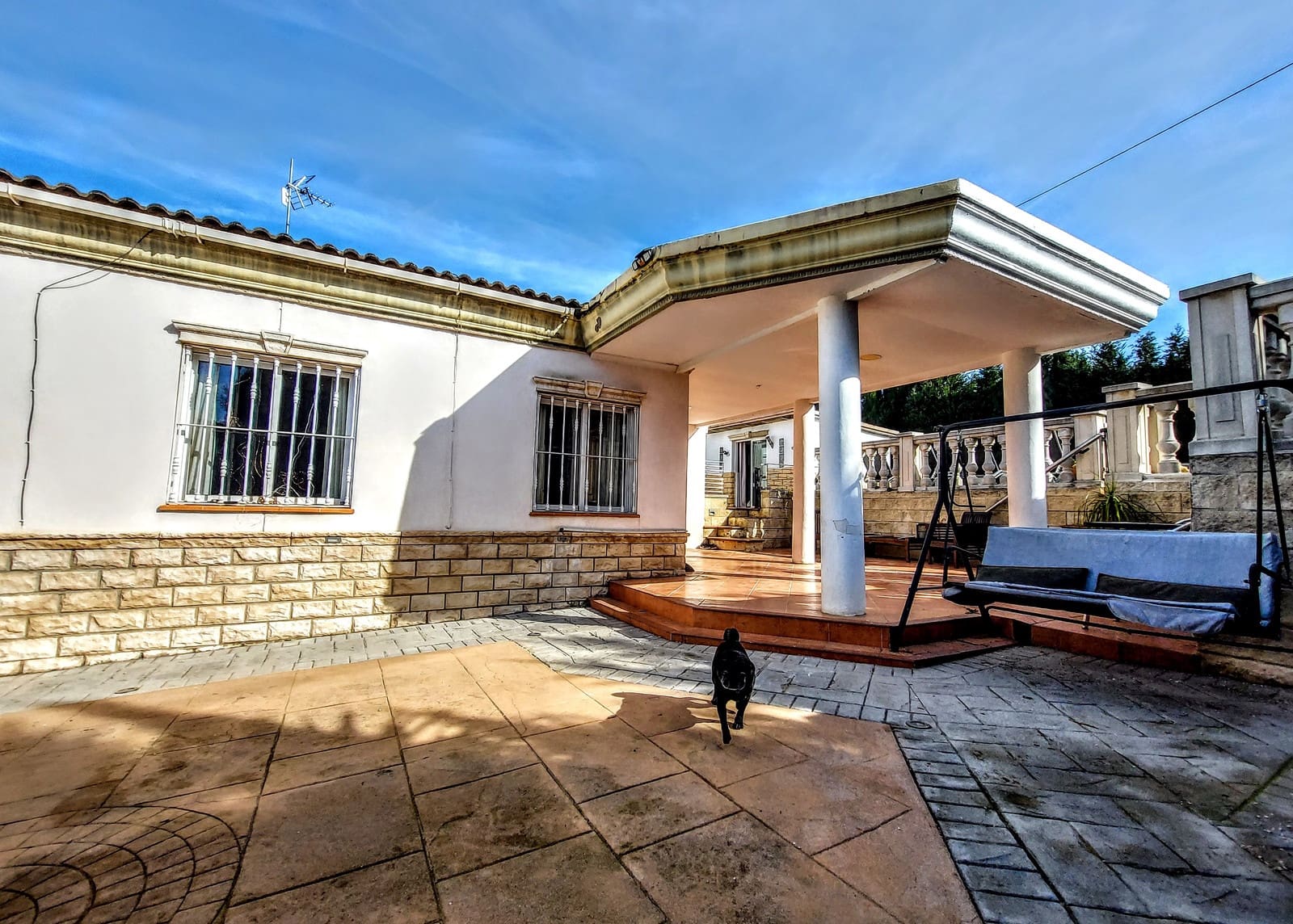 Chalet de 5 habitaciones en Torrent en venta con piscina - 399.000 € (Ref: 9676987)