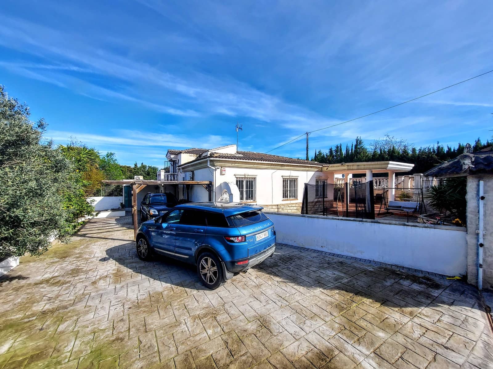 Chalet de 5 habitaciones en Torrent en venta con piscina - 399.000 € (Ref: 9676987)