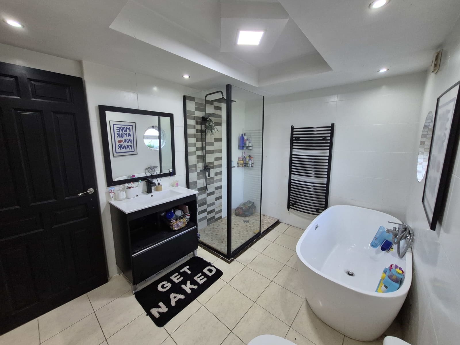 5 bedroom Villa for sale in Torrent with pool garage - € 289,000 (Ref: 9676987)
