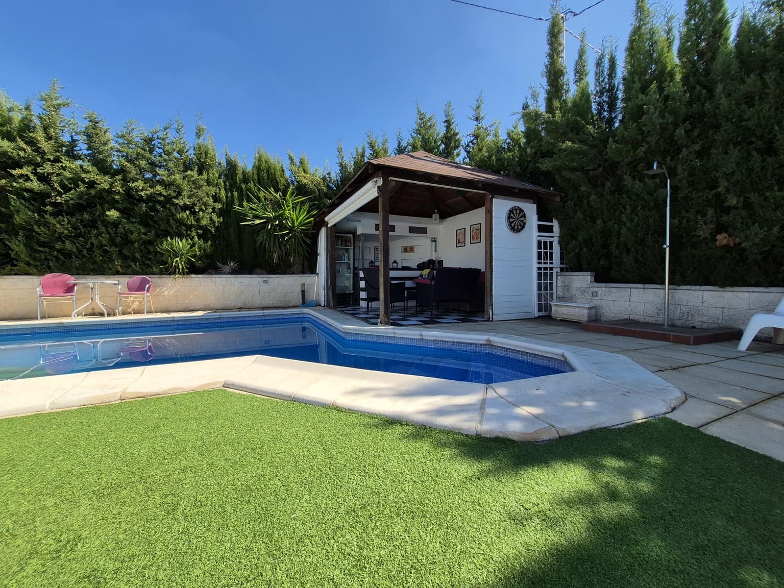 5 bedroom Villa for sale in Torrent with pool garage - € 289,000 (Ref: 9676987)
