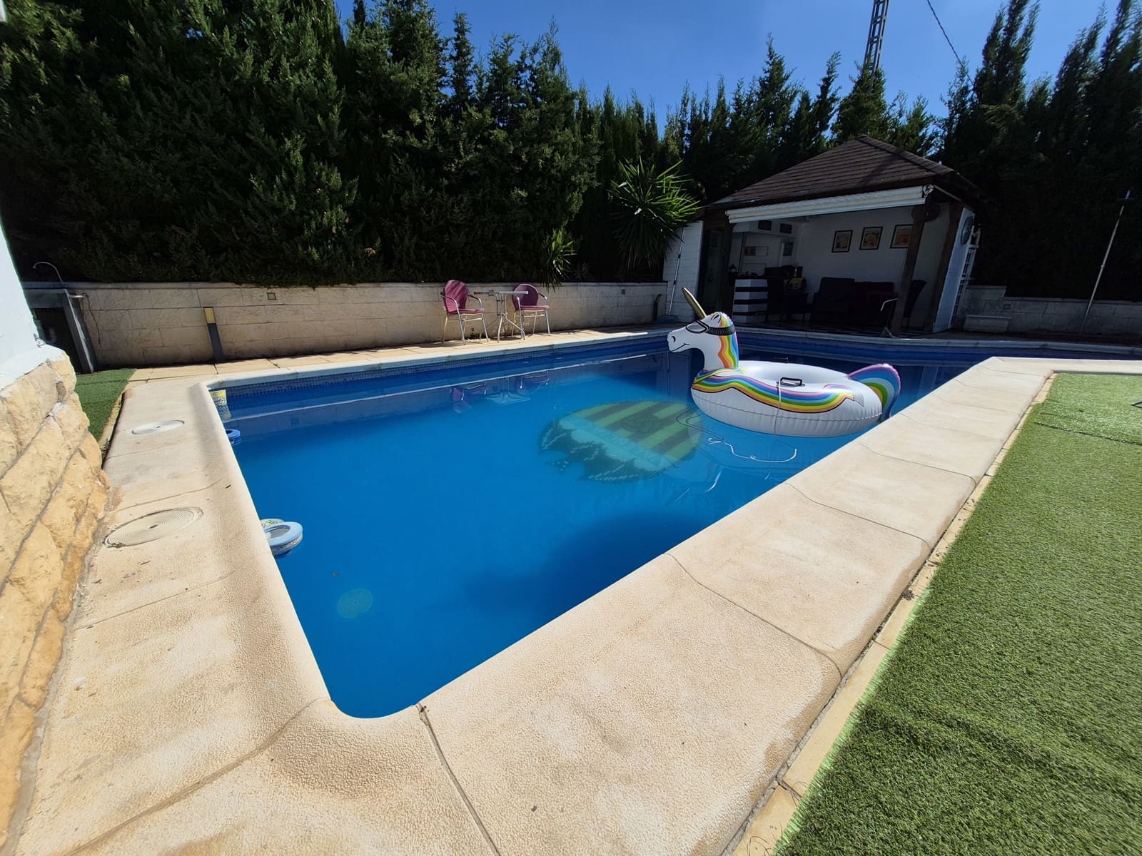 5 bedroom Villa for sale in Torrent with pool garage - € 289,000 (Ref: 9676987)