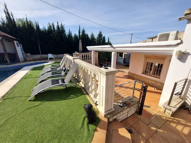 5 soverom Villa til salgs i Torrent med svømmebasseng garasje - € 289 000 (Ref: 9676987)