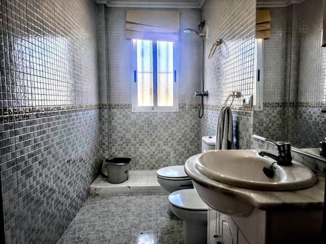 4 quarto Moradia para venda em Montroy com piscina - 310 000 € (Ref: 9686193)