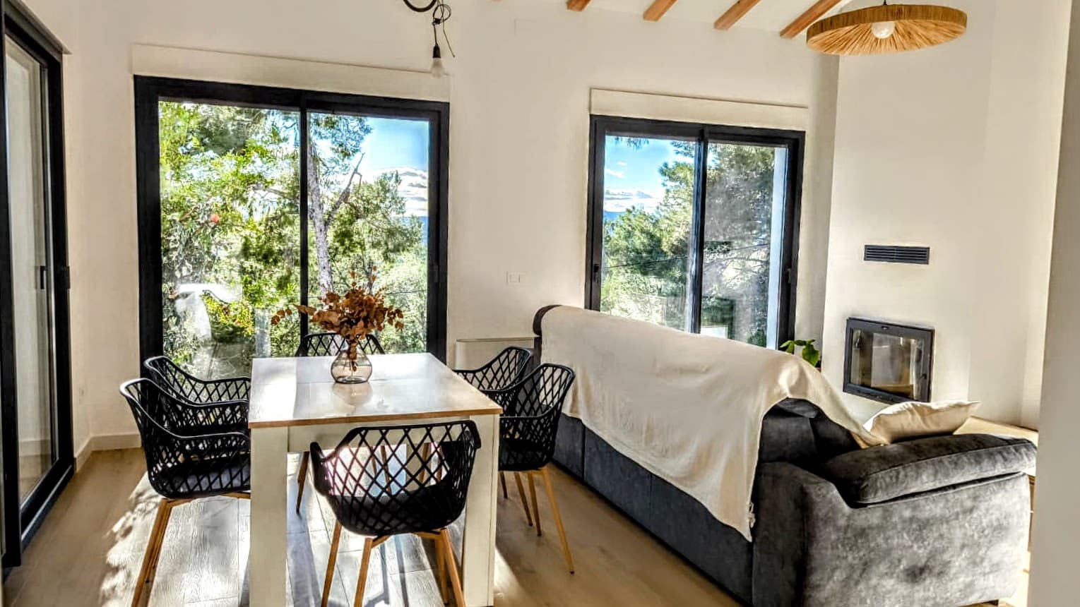 3 bedroom Villa for sale in Turis with pool - € 399,000 (Ref: 9714600)