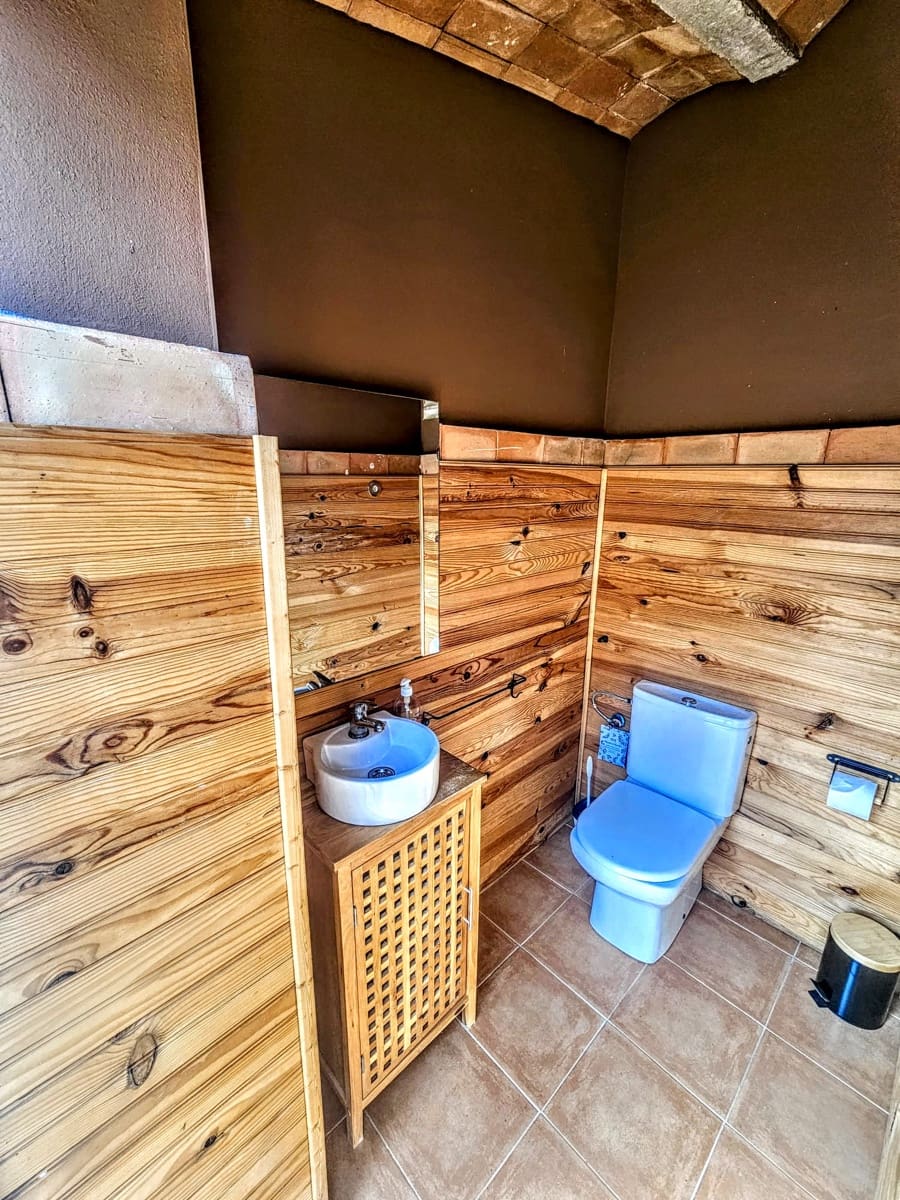 3 bedroom Villa for sale in Pedralba with pool - € 249,500 (Ref: 9721409)