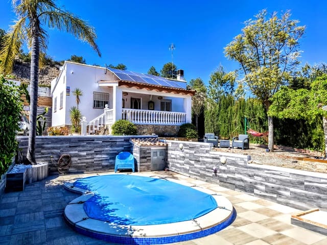 3 bedroom Villa for sale in Pedralba with pool - € 249,500 (Ref: 9721409)