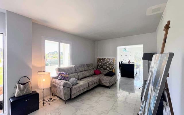 4 Zimmer Villa zu verkaufen in Bétera mit Pool - 600.000 € (Ref: 9721410)