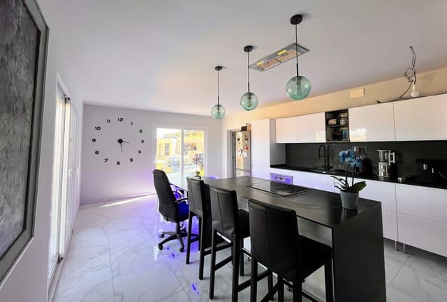 4 Zimmer Villa zu verkaufen in Bétera mit Pool - 600.000 € (Ref: 9721410)