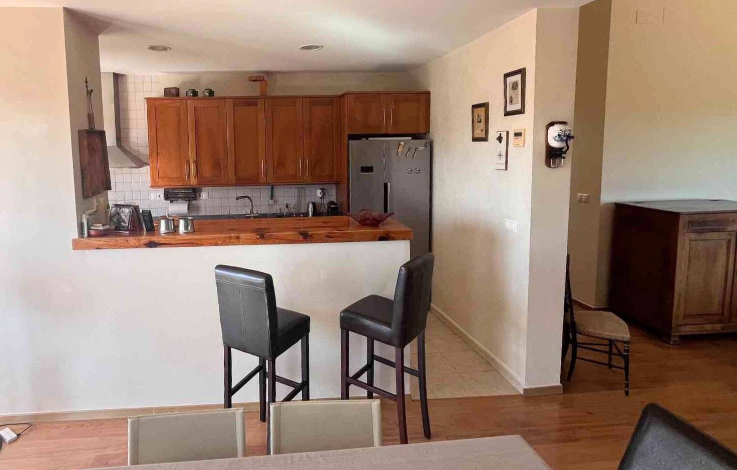 7 bedroom Villa for sale in Montserrat with pool - € 950,000 (Ref: 9758599)