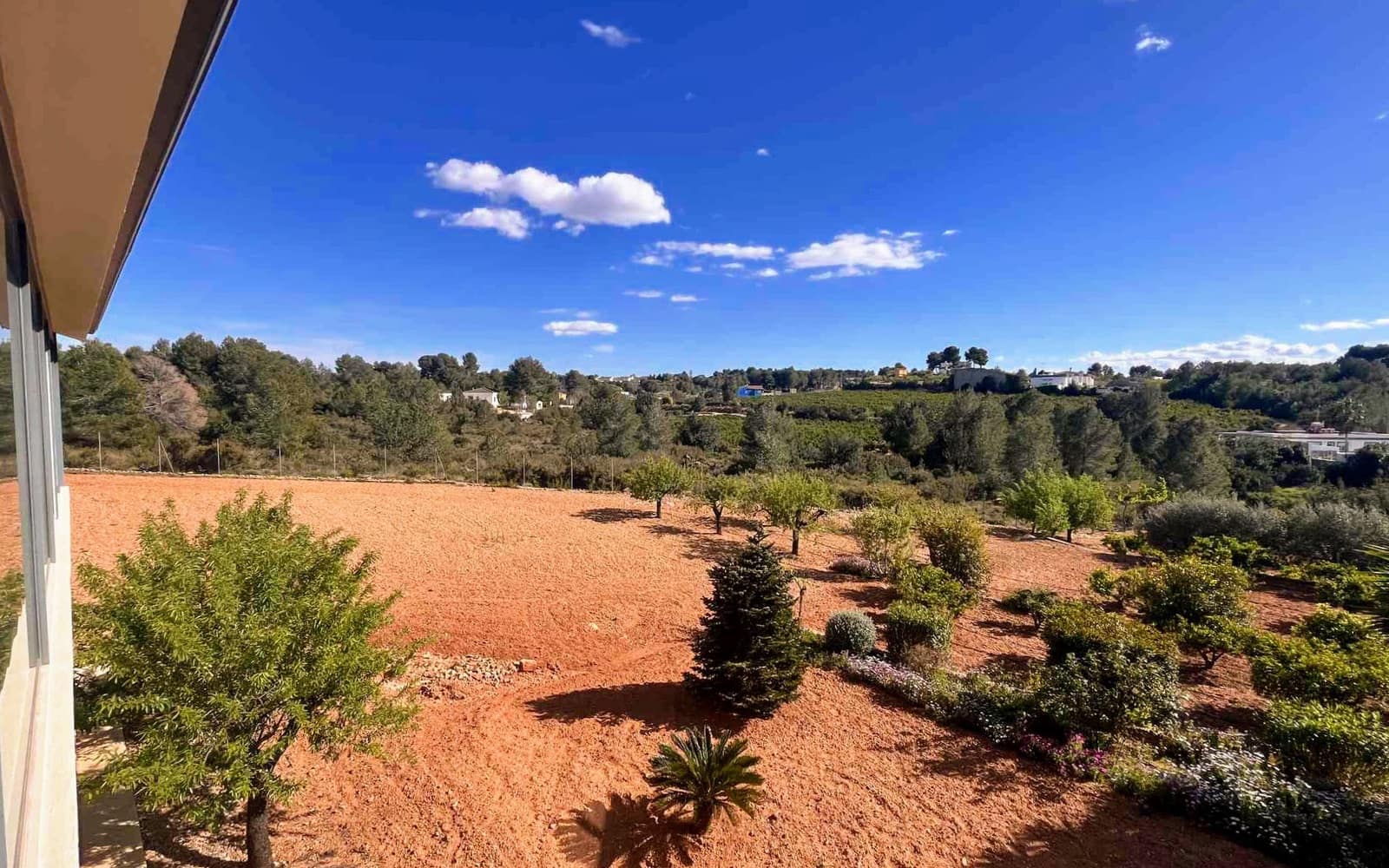 7 bedroom Villa for sale in Montserrat with pool - € 950,000 (Ref: 9758599)