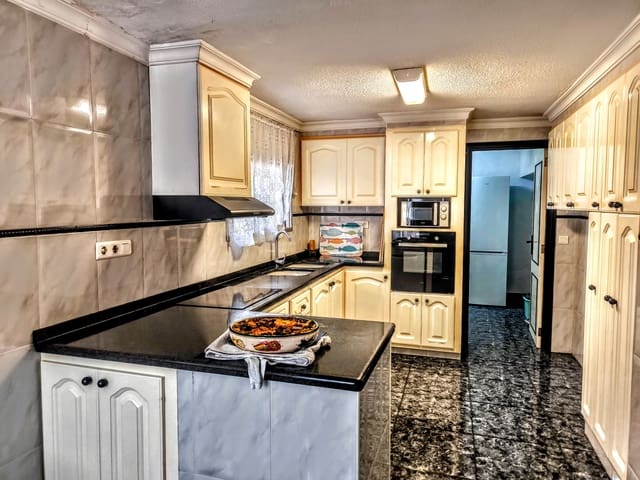 5 sypialnia Willa na sprzedaż w Alzira z basenem - 465 000 € (Ref: 9780241)