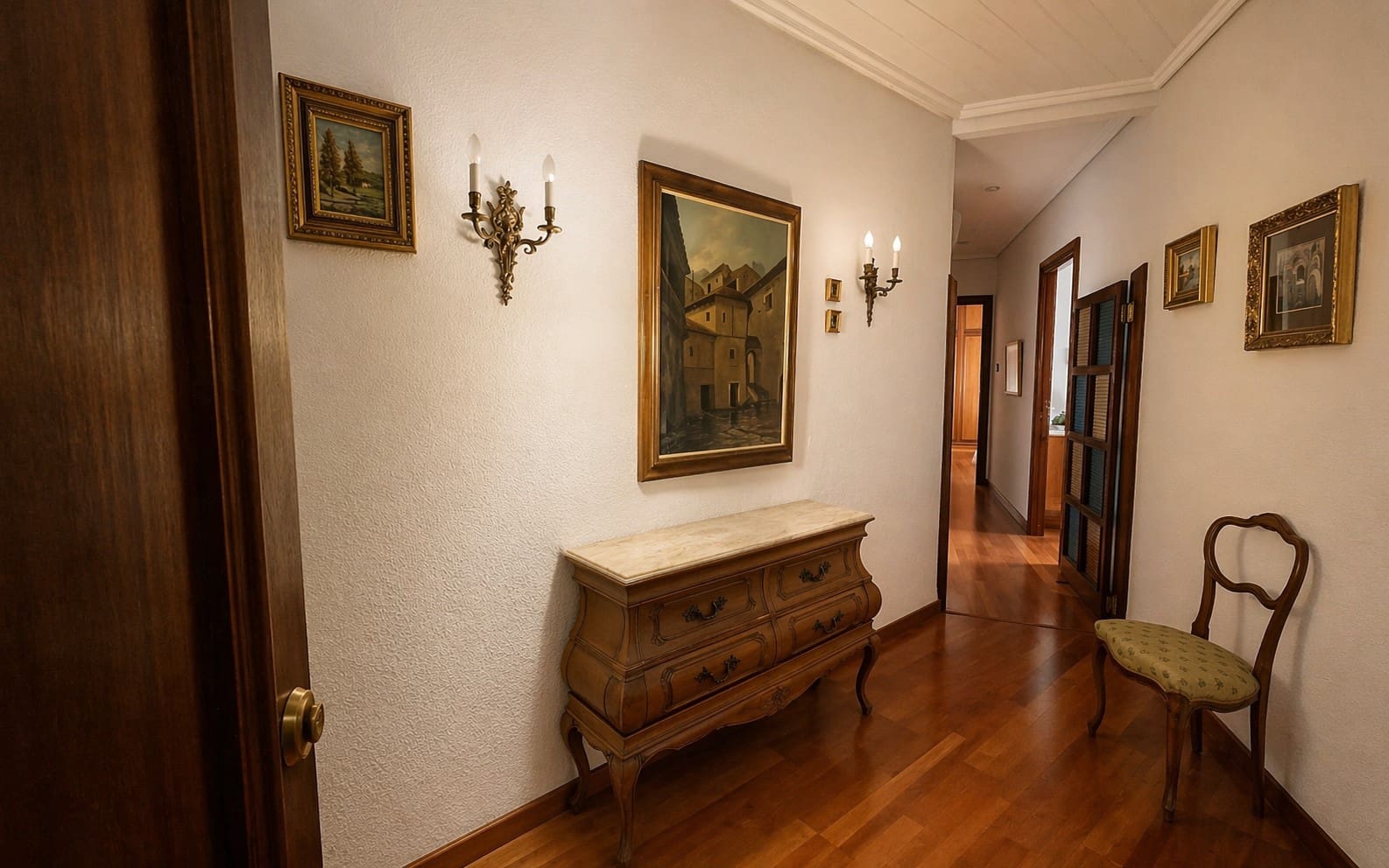 Apartamento de 3 habitaciones en València ciudad en venta - 650.000 € (Ref: 9800536)