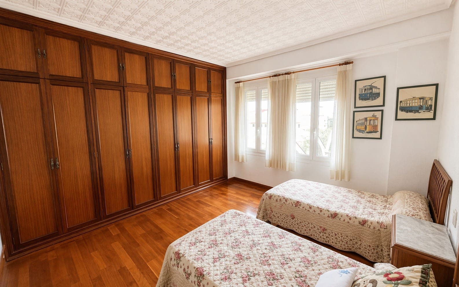 Apartamento de 3 habitaciones en València ciudad en venta - 650.000 € (Ref: 9800536)