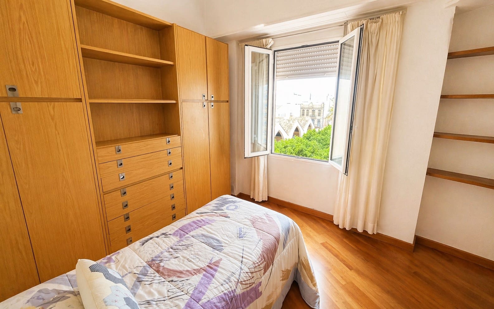 Apartamento de 3 habitaciones en València ciudad en venta - 650.000 € (Ref: 9800536)