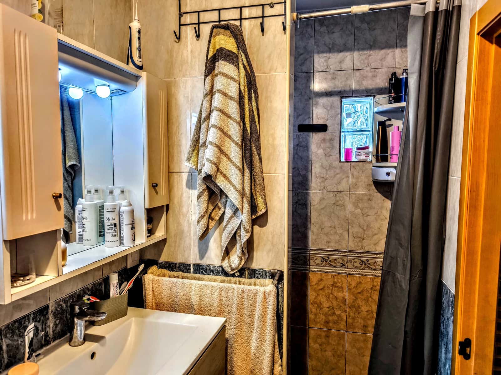 4 makuuhuone Huvila myytävänä paikassa Vilamarxant / Villamarchante mukana uima-altaan - 289 000 € (Ref: 9815672)