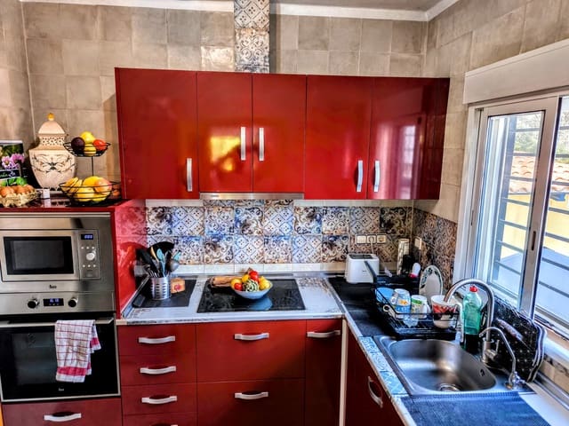 4 makuuhuone Huvila myytävänä paikassa Vilamarxant / Villamarchante mukana uima-altaan - 289 000 € (Ref: 9815672)