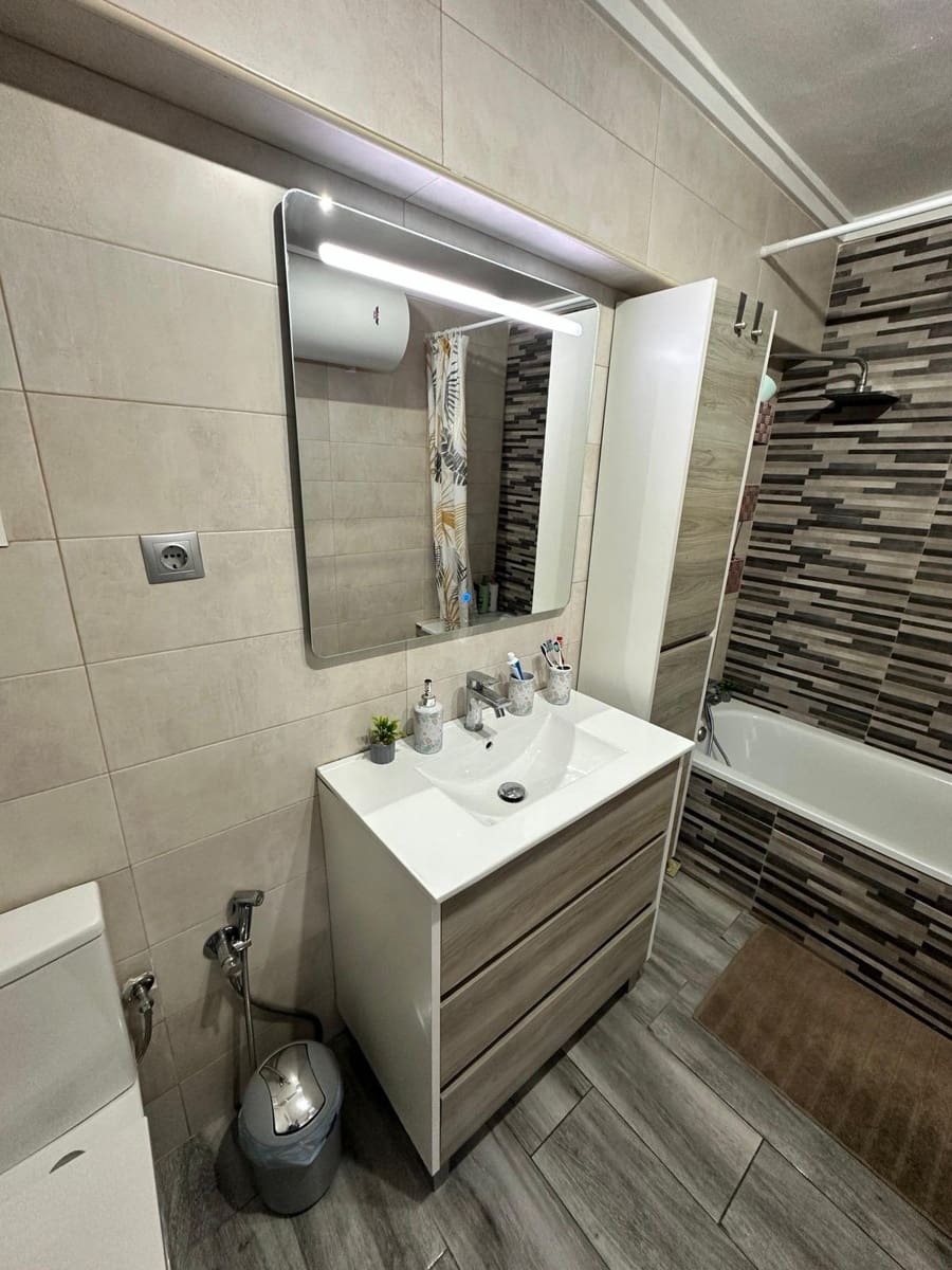 4 chambre Appartement à vendre à Torrent - 185 000 € (Ref: 9822340)