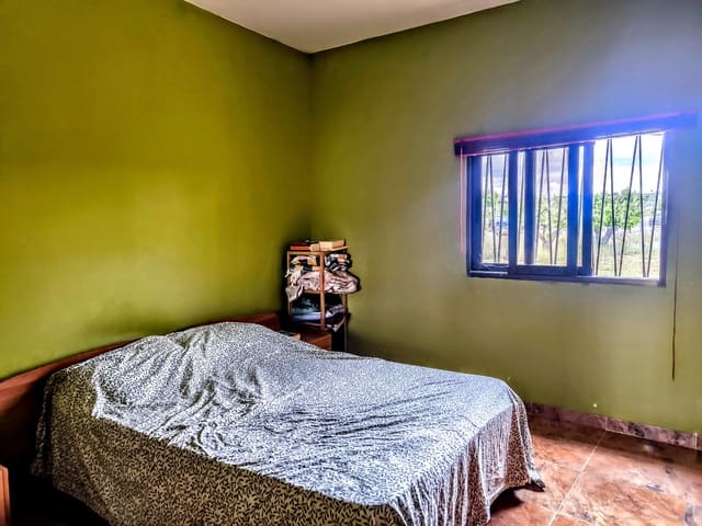 8 Zimmer Villa zu verkaufen in Montserrat mit Pool - 239.000 € (Ref: 9824647)