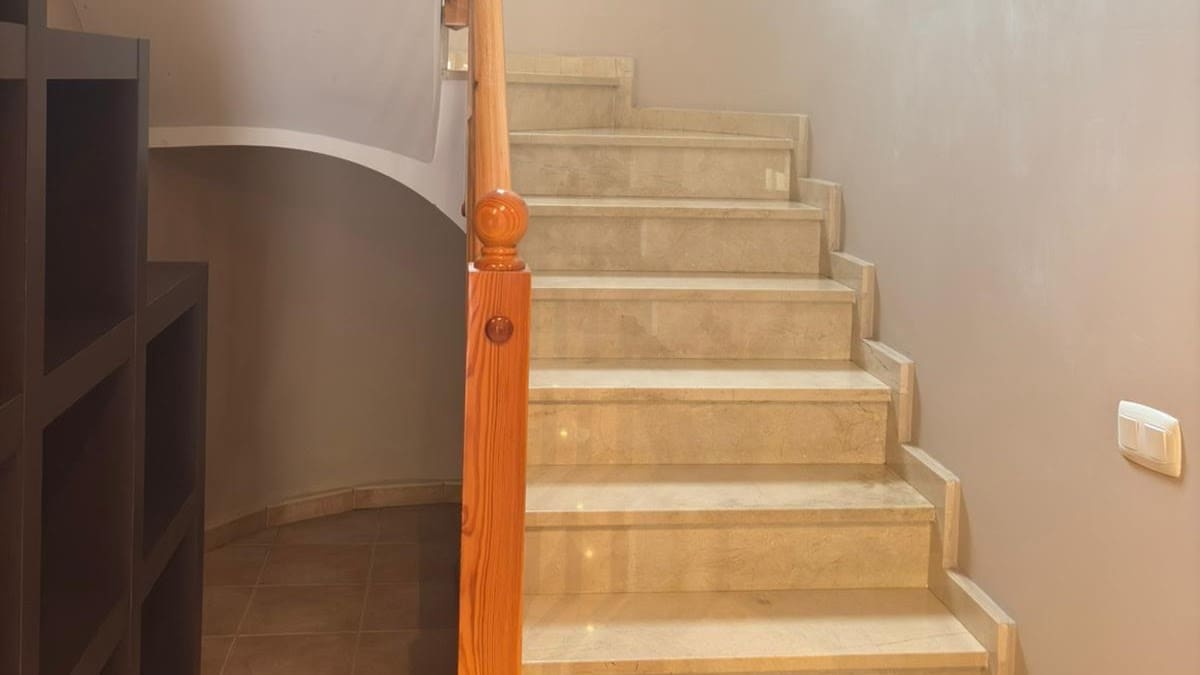 3 Zimmer Villa zu verkaufen in La Pobla de Vallbona - 315.000 € (Ref: 9833367)