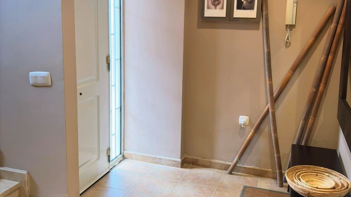 3 Zimmer Villa zu verkaufen in La Pobla de Vallbona - 315.000 € (Ref: 9833367)