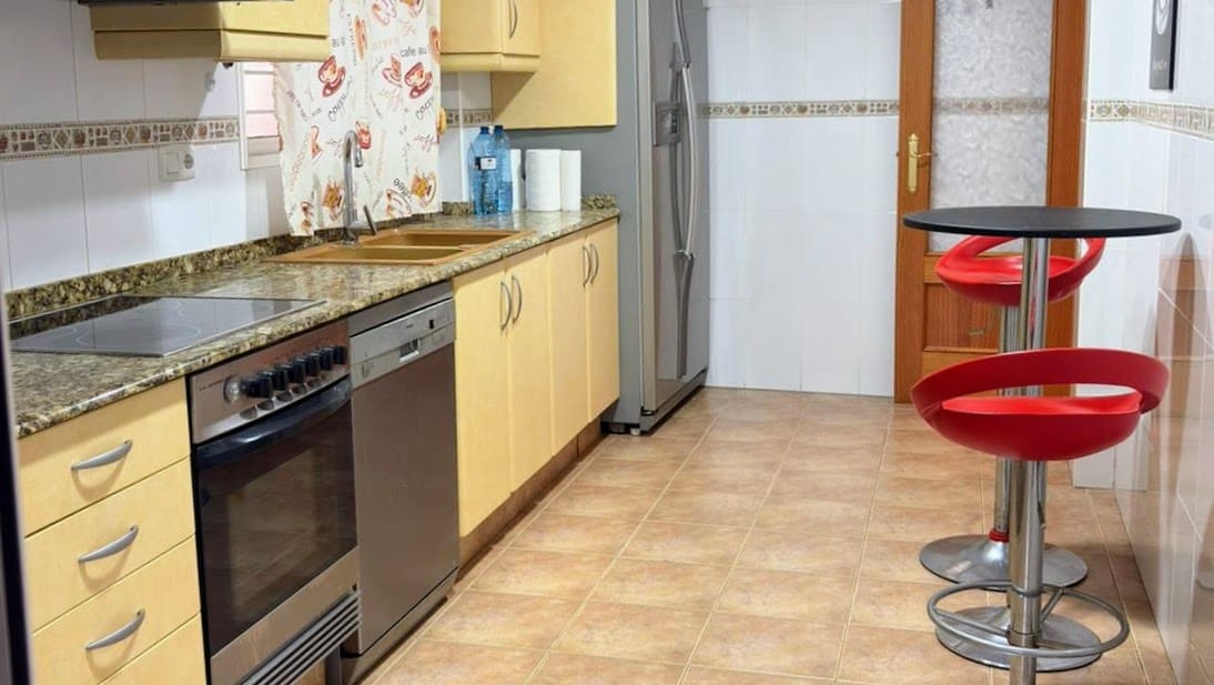 3 Zimmer Villa zu verkaufen in La Pobla de Vallbona - 315.000 € (Ref: 9833367)