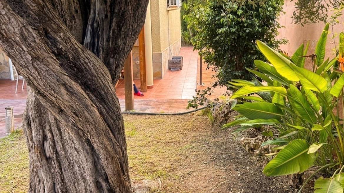 3 Zimmer Villa zu verkaufen in La Pobla de Vallbona - 315.000 € (Ref: 9833367)