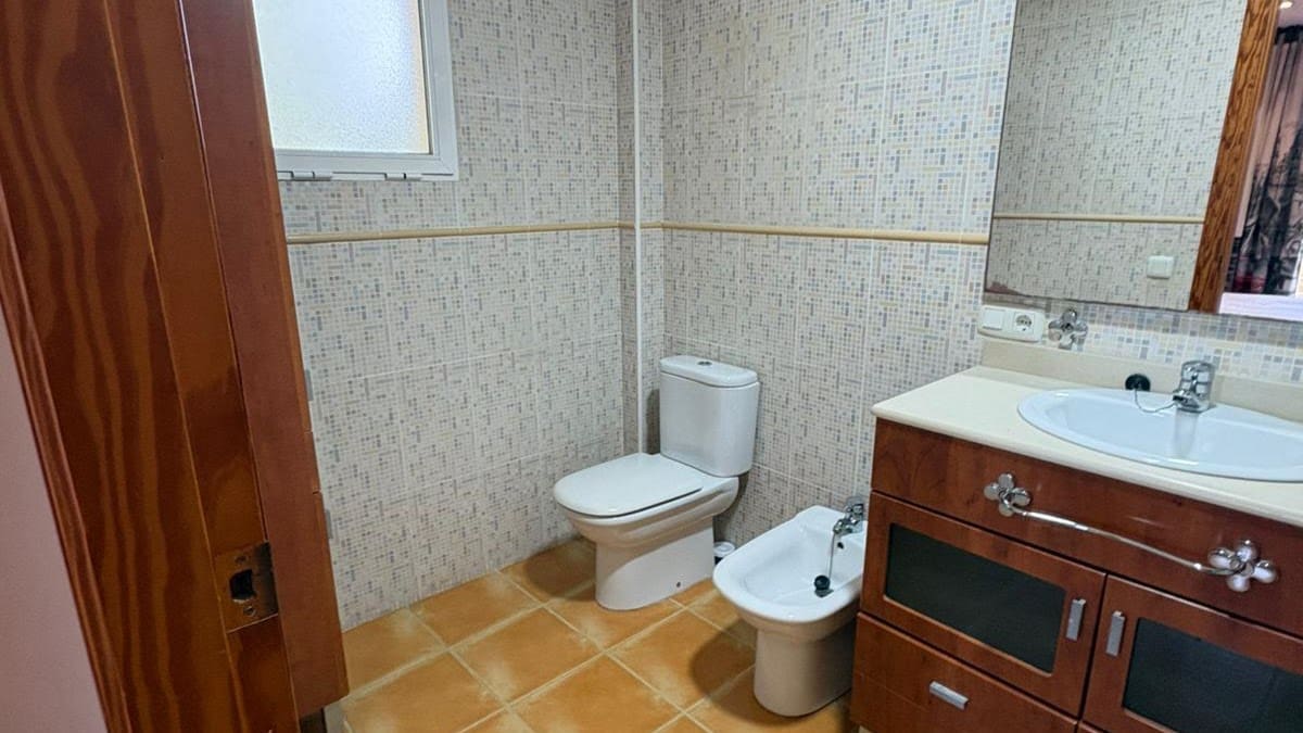 3 Zimmer Villa zu verkaufen in La Pobla de Vallbona - 315.000 € (Ref: 9833367)