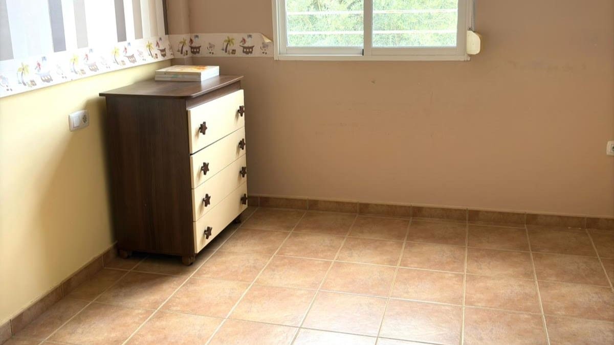 3 Zimmer Villa zu verkaufen in La Pobla de Vallbona - 315.000 € (Ref: 9833367)