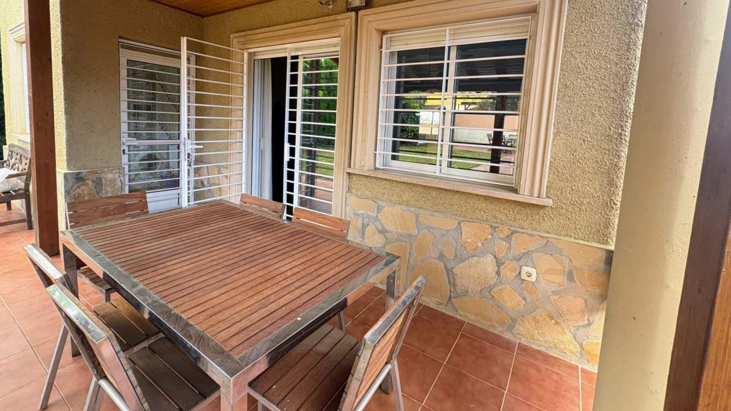 3 Zimmer Villa zu verkaufen in La Pobla de Vallbona - 315.000 € (Ref: 9833367)
