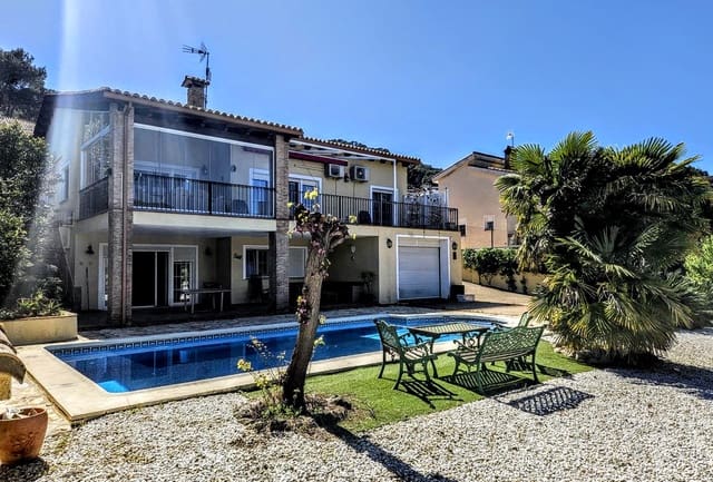 4 quarto Moradia para venda em Alzira com piscina - 435 000 € (Ref: 9838968)