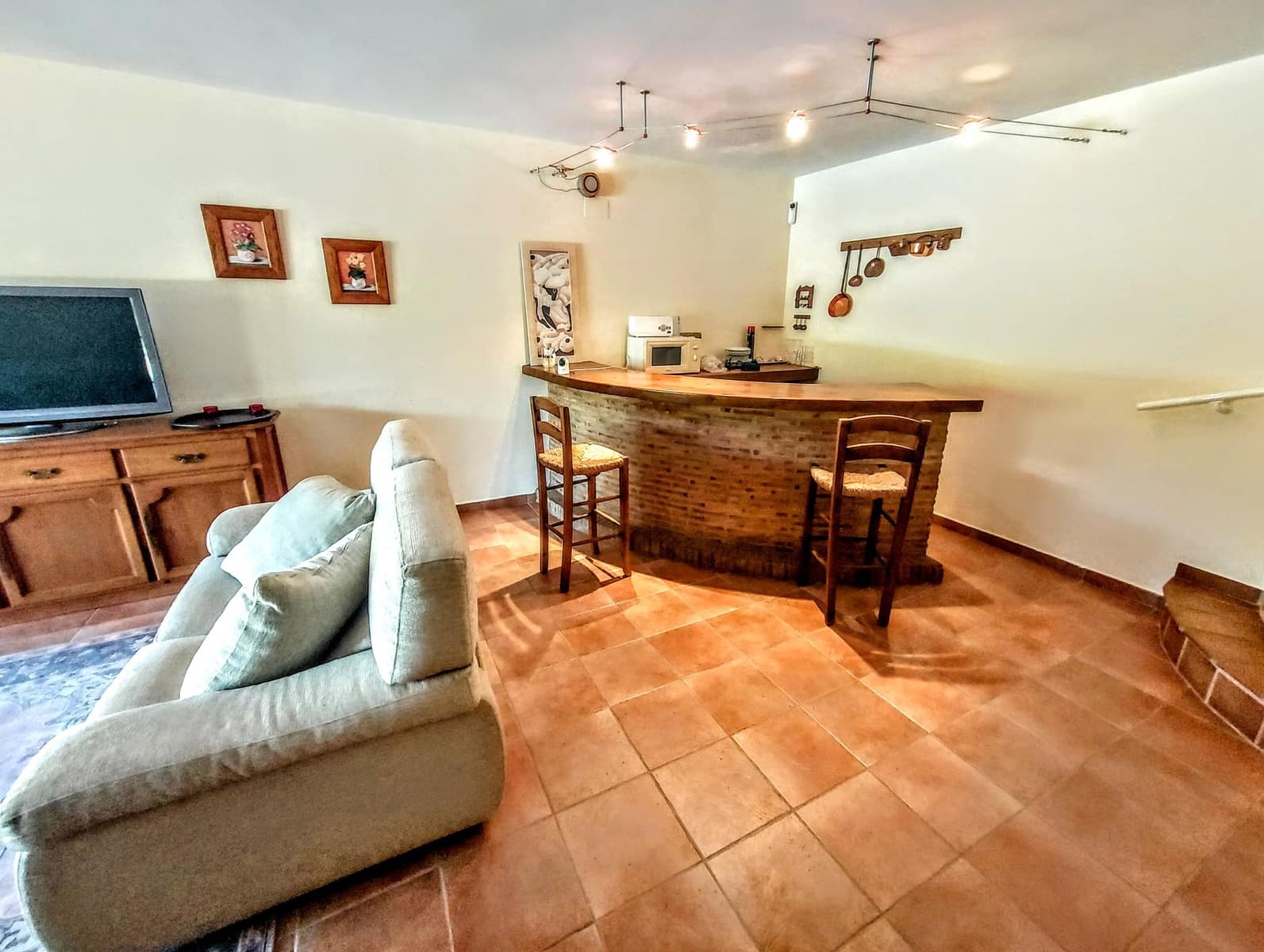 4 bedroom Villa for sale in Alzira with pool - € 435,000 (Ref: 9838968)