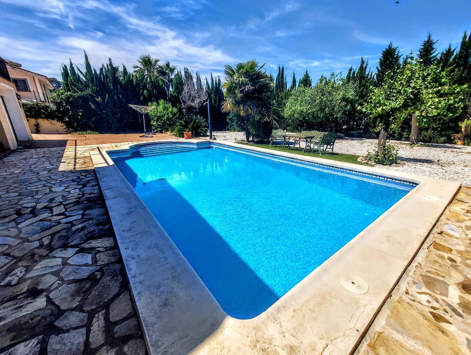 4 bedroom Villa for sale in Alzira with pool - € 435,000 (Ref: 9838968)