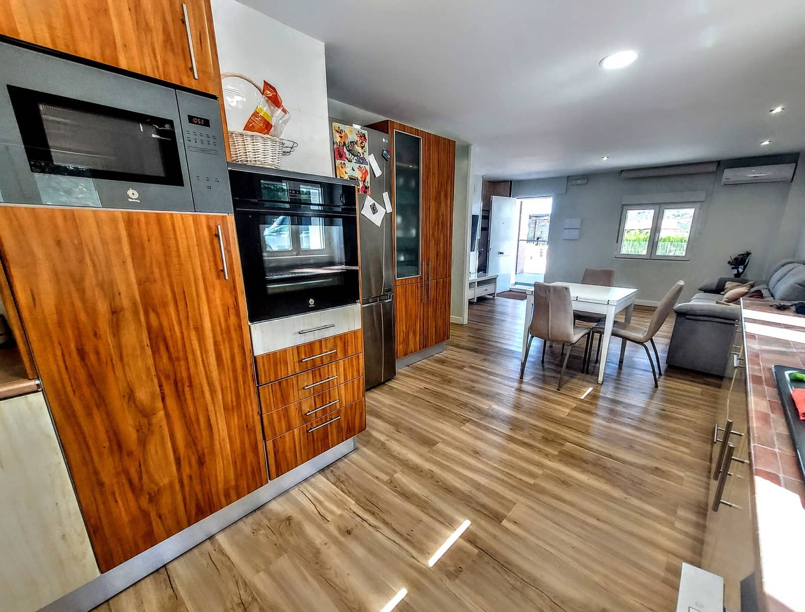 3 bedroom Villa for sale in Torrent with pool - € 310,000 (Ref: 9845089)