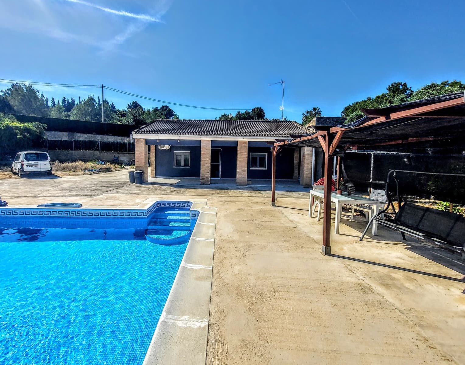 3 bedroom Villa for sale in Torrent with pool - € 310,000 (Ref: 9845089)