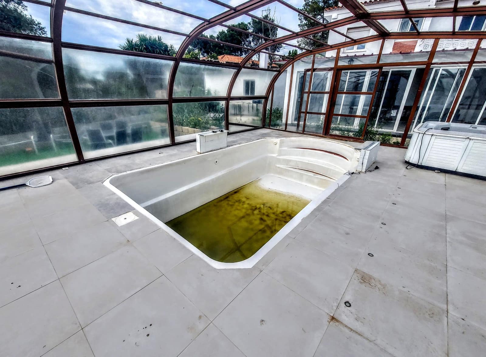 7 bedroom Villa for sale in Turis with pool - € 257,700 (Ref: 9845090)