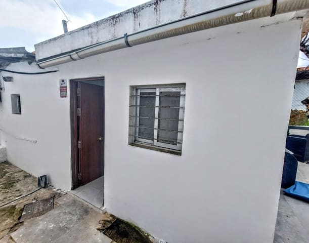 7 bedroom Villa for sale in Turis with pool garage - € 257,700 (Ref: 9845090)