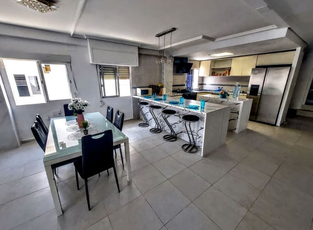 7 bedroom Villa for sale in Turís with pool garage - € 249,900 (Ref: 9845090)