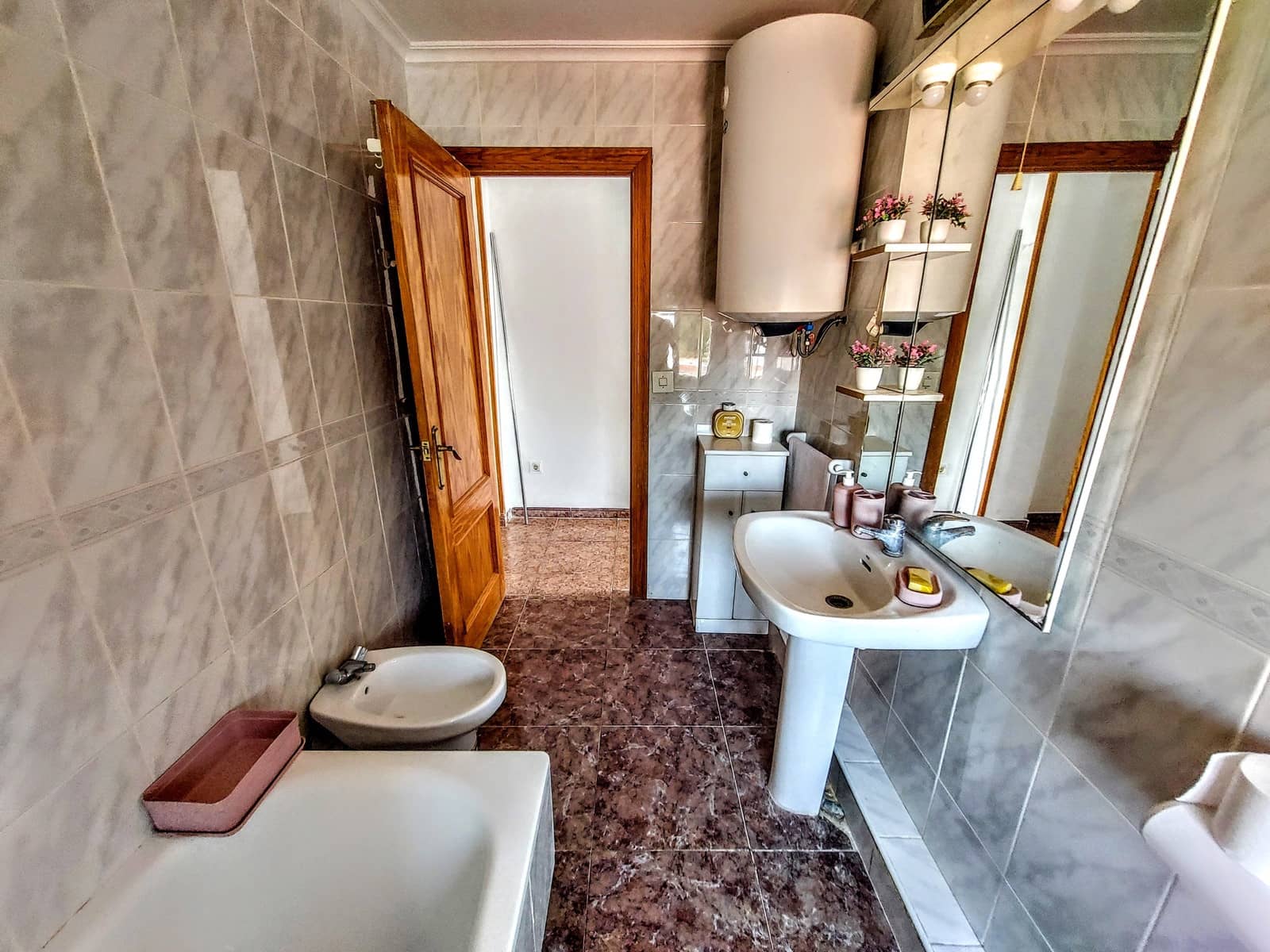 7 soverom Villa til salgs i Turis med svømmebasseng garasje - € 257 700 (Ref: 9845090)