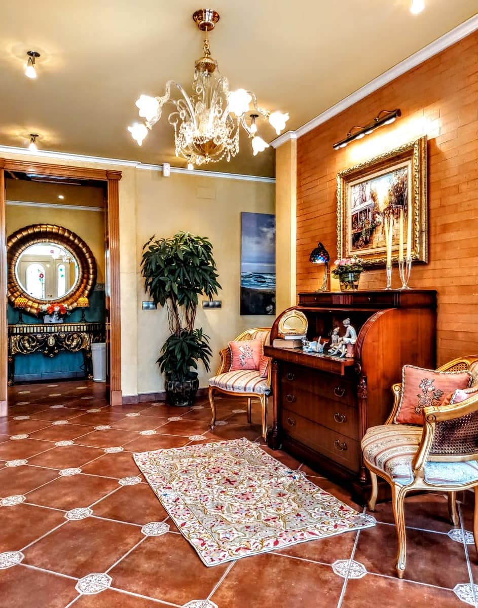 4 bedroom Villa for sale in Montserrat with pool - € 920,000 (Ref: 9850951)