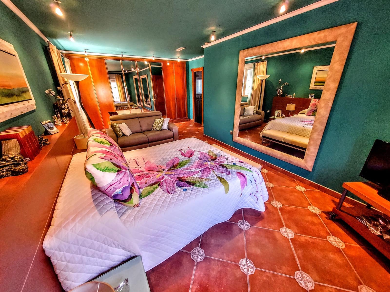 4 bedroom Villa for sale in Montserrat with pool - € 920,000 (Ref: 9850951)