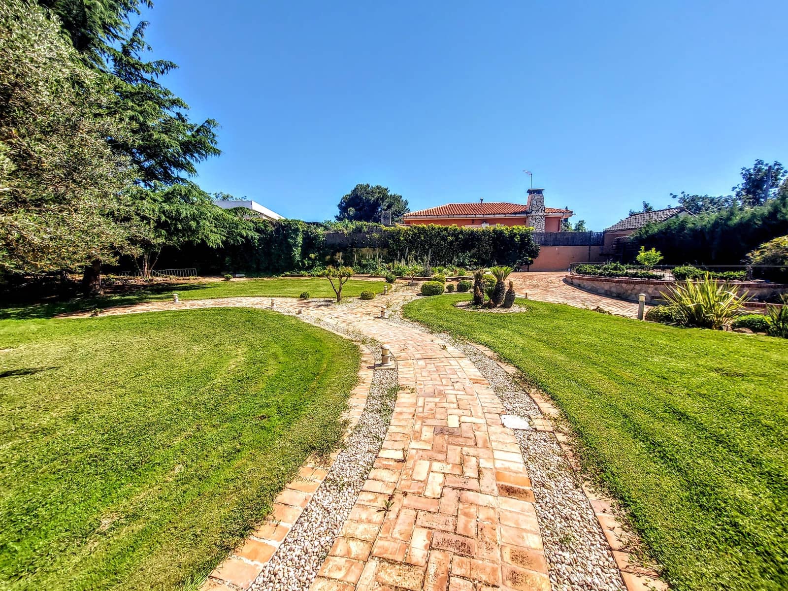 4 bedroom Villa for sale in Montserrat with pool - € 920,000 (Ref: 9850951)