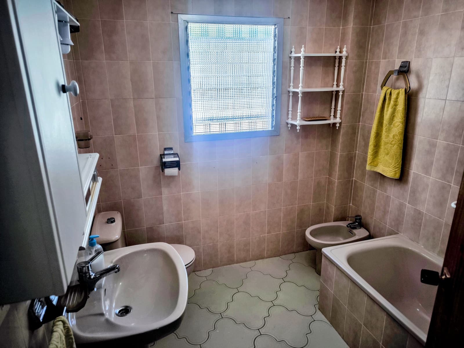 5 soveværelse Villa til salg i Turis med swimmingpool - € 360.000 (Ref: 9861626)