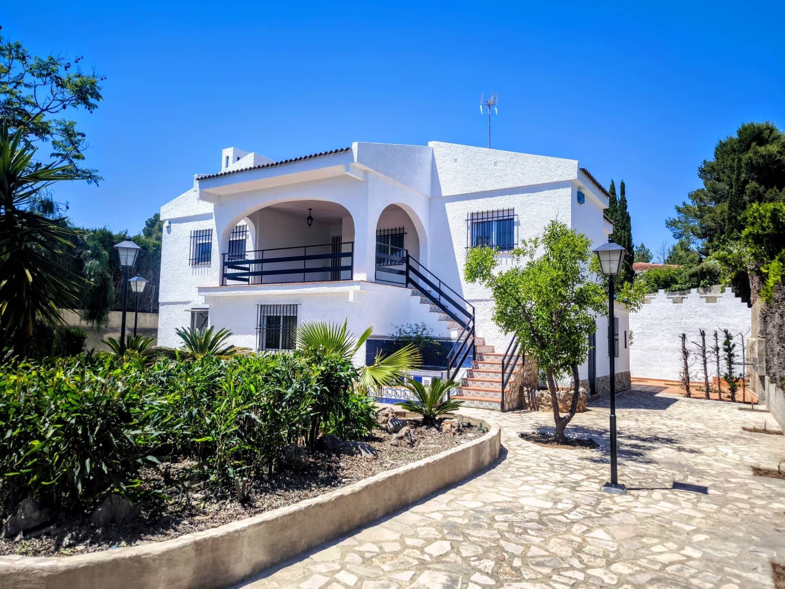 5 soveværelse Villa til salg i Turis med swimmingpool - € 360.000 (Ref: 9861626)